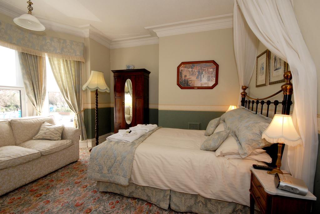 Feversham Lodge Guest House York Buitenkant foto