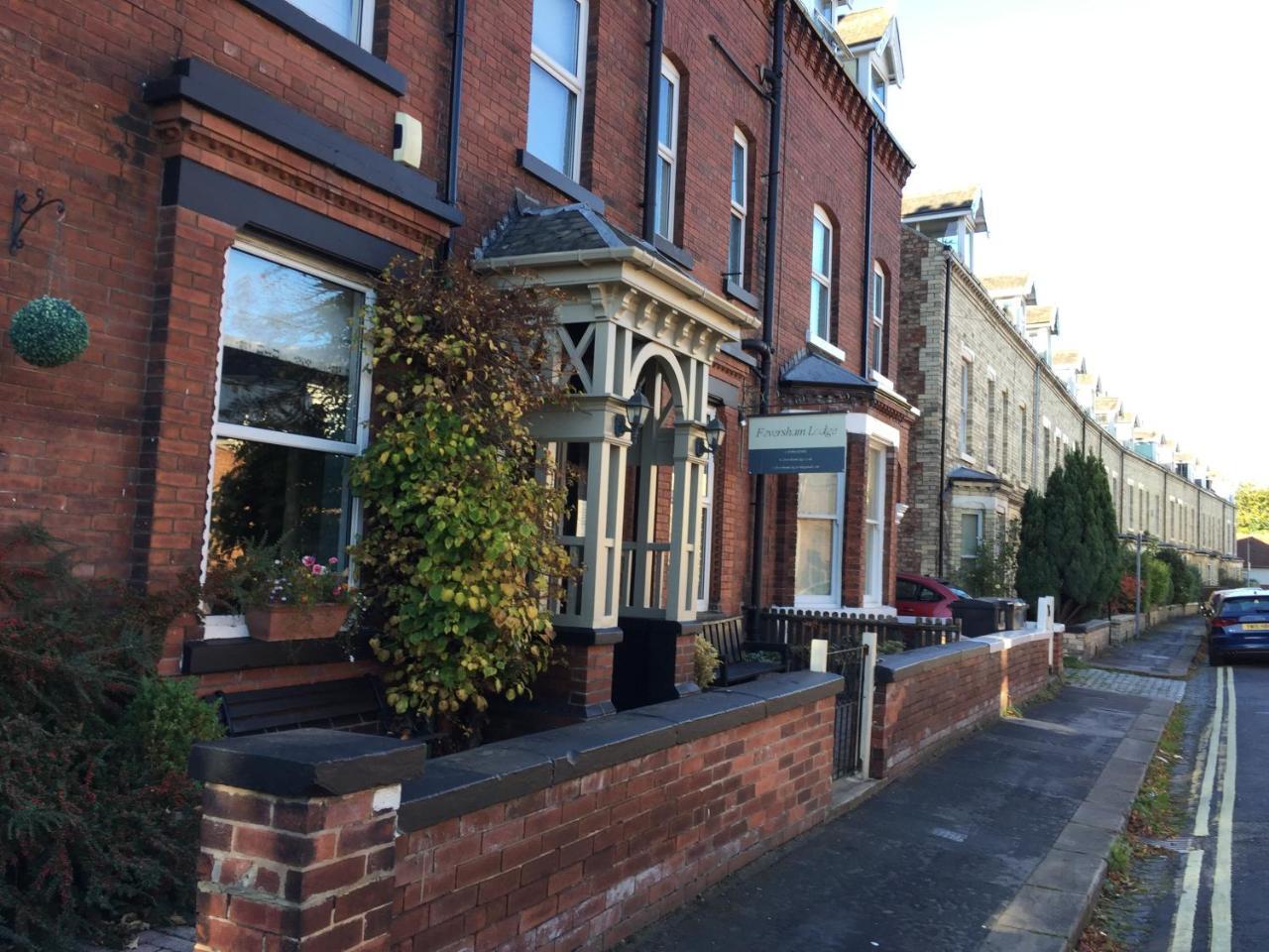 Feversham Lodge Guest House York Buitenkant foto